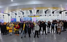 双杀北京！山西球迷在太原南站迎接球队：1234 山西必胜！